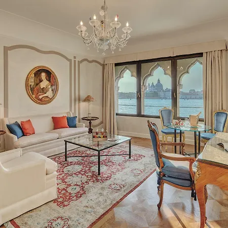 Cipriani, A Belmond Hotel, 5*