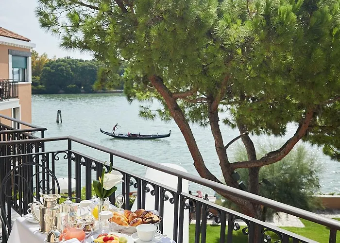 Cipriani, A Belmond Hotel, Hotel